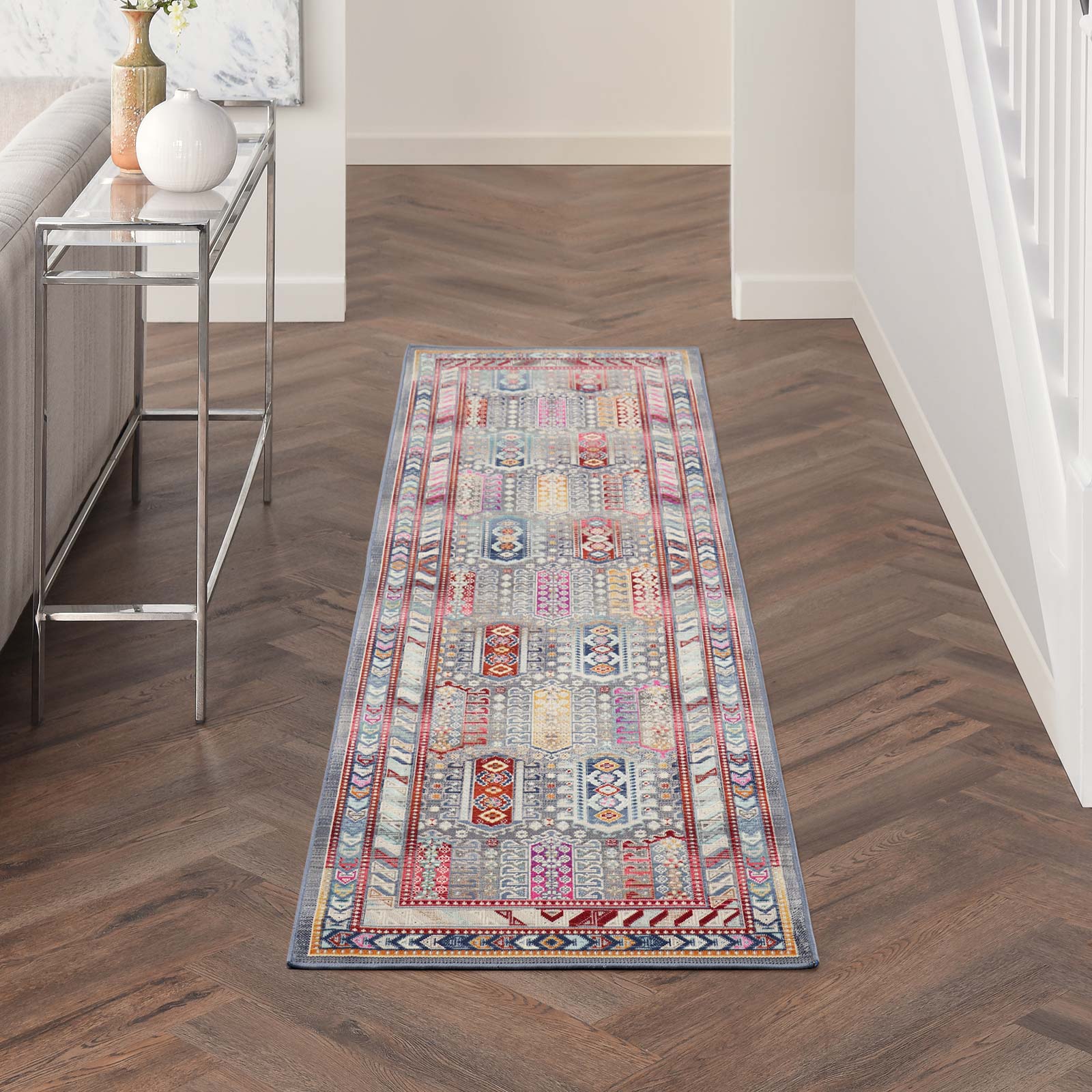 Nourison tapijt Vintage Kashan VKA06 GYMTC GREY MULTICOLOR 2x8 099446811929 interior